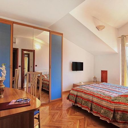 Villa Sveta Eufemija Bed End Breakfast I Rovinj Ngoại thất bức ảnh