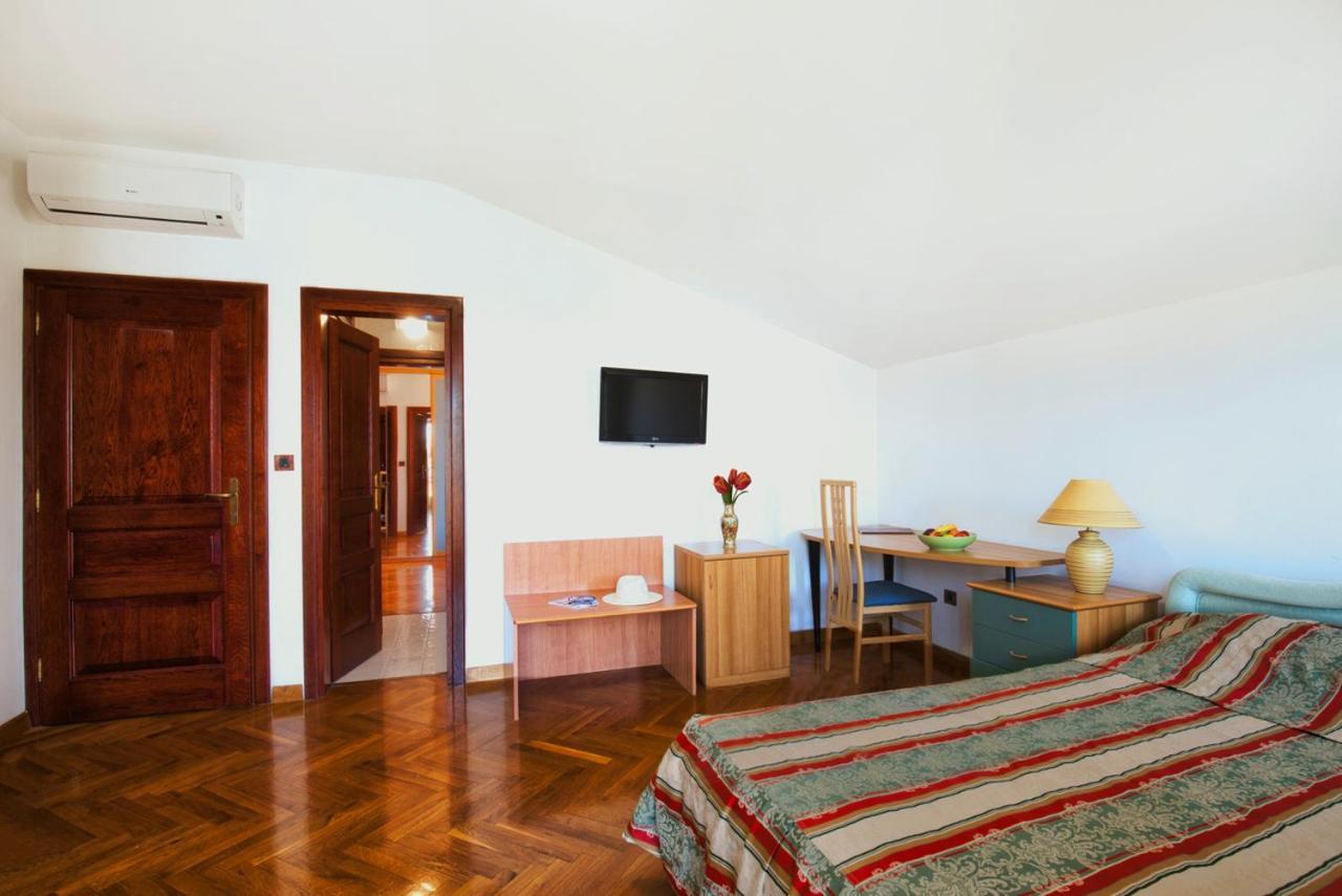 Villa Sveta Eufemija Bed End Breakfast I Rovinj Ngoại thất bức ảnh